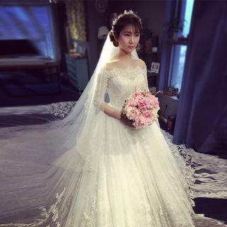 Lace Off-shoulder Trained Wedding Ball Gown