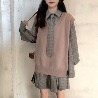 Gingham Shirtdress With Neck Tie / V-neck Knit Vest