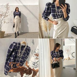 Puff-sleeve Plaid Blouse Navy Blue - One Size
