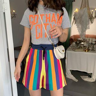 Lettering Short-sleeve T-shirt / Striped Wide Leg Shorts