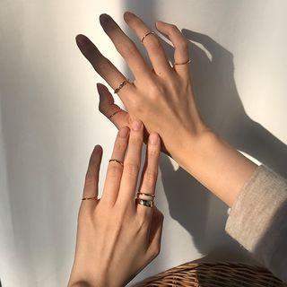 Set Of 7: Alloy Rings