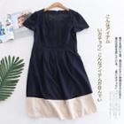 Short-sleeve Two-tone A-line Dress Navy Blue - 9