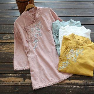 Traditional Chinese 3/4-sleeve Floral Top