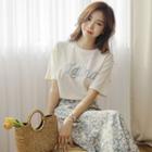 Latina Embroidered Relaxed-fit T-shirt