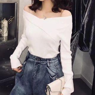 Long-sleeve Off-shoulder Plain Slim Fit Knit Top
