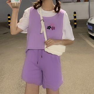 Flower Embroidered Tank Top / Drawstring Sweatshorts
