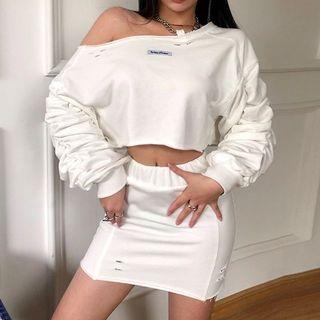 Cropped T-shirt / Mini Skirt