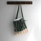 Two-tone Pleated Knit Tote Bag