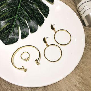 Set: Metal Bangle + Ring + Earring