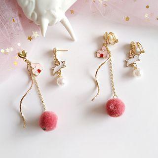 Non-matching Faux Pearl Bobble Dangle Earring