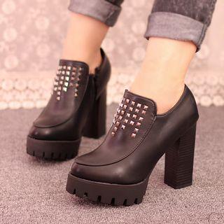 Studded Platform Pumps