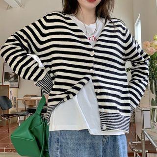 Stripe Cropped Cardigan / Short-sleeve Cat Print T-shirt