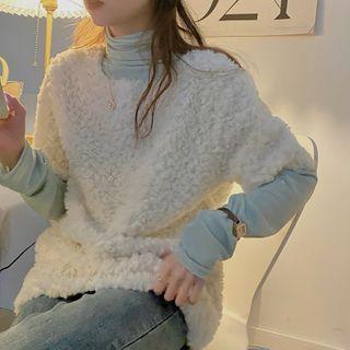 Long-sleeve Turtleneck Top / Fleece Top