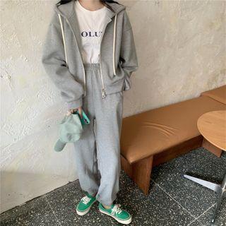 Hooded Zip Jacket / Midi A-line Skirt / Sweatpants