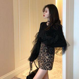 Mesh Panel Sweater / Leopard Print Mini A-line Skirt