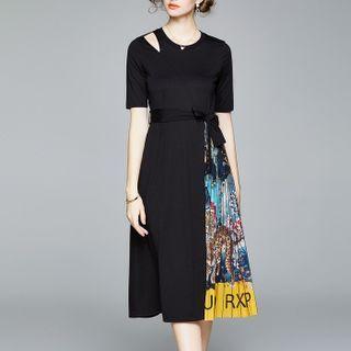 Printed Short-sleeve Accordion Pleat Midi A-line Dress