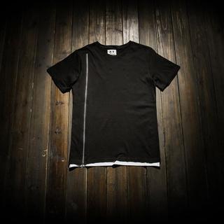Short-sleeve Zip T-shirt