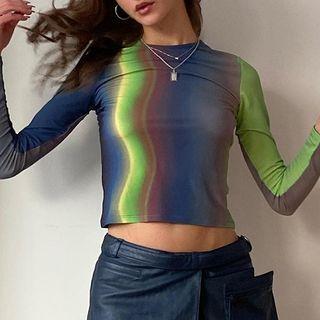 Long Sleeve Gradient Printed Crop Top