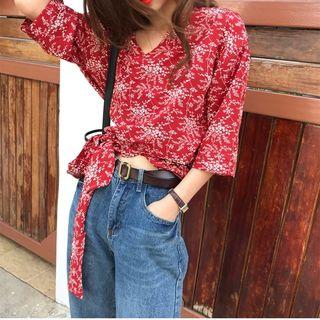 Print V-neck Cropped Blouse