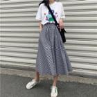 Short-sleeve Print T-shirt / Plaid A-line Midi Skirt