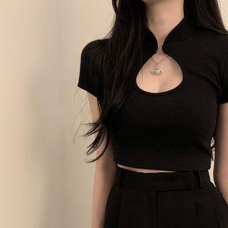 Mandarin Collar Cutout Short-sleeve Cropped T-shirt