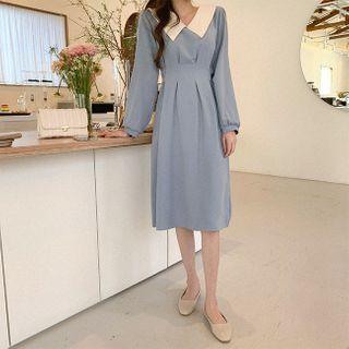 Contrast-collar Pintuck-waist Dress