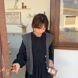 Lace Long-sleeve Loose-fit Dress / Knit Vest
