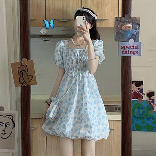 Set: Short-sleeve Floral Print Mini Dress + Beaded Crossbody Bag