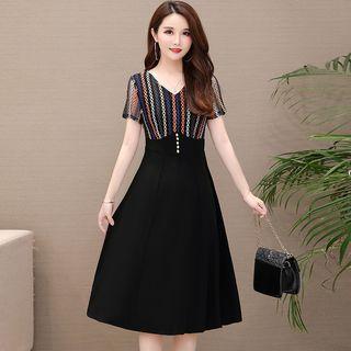 Short Sleeve V-neck Lace Panel A-line Dress