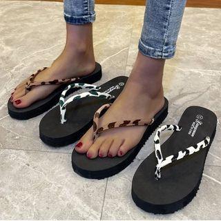 Animal Print Flip-flops