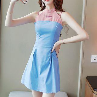 Sleeveless Halter Two-tone Mini Dress
