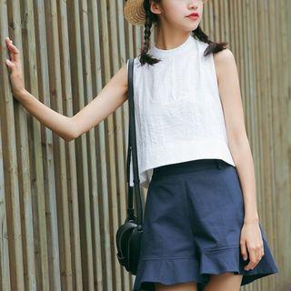 Plain Cropped Sleeveless T-shirt