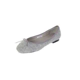 Ribbon Round-toe Furry Flats