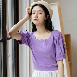 Balloon-sleeve Scallop Trim T-shirt