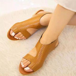 Croc Grain Cutout Sandals