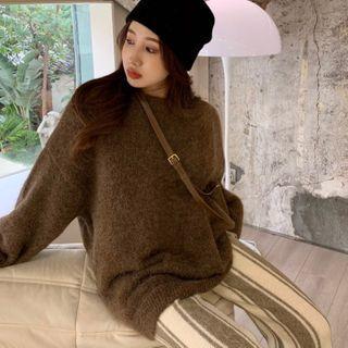 Oversized Sweater / Striped Straight Leg Pants