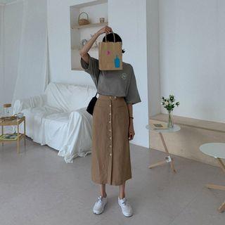 Button-front Patch-pocket Long Skirt