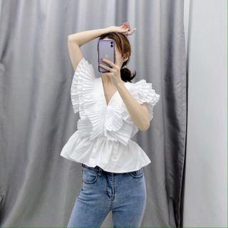 Cap Sleeve Frill Trim Crop Top