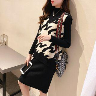 Set: Houndstooth V-neck Knit Vest + Long-sleeve Knit Midi Dress