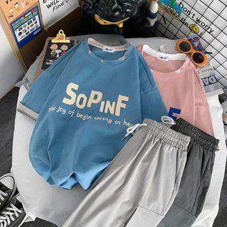 Elbow-sleeve Lettering T-shirt / Cargo Shorts