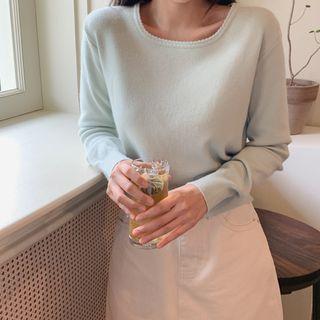 Square-neck Short Sweater