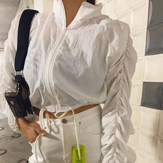 Raglan Shirred-sleeve Cropped Windbreaker