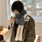 Houndstooth Knit Shawl Beige - One Size