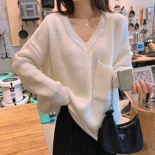 Pocket Detail V-neck Sweater
