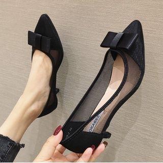 Bow Mesh Panel Kitten Heel Pumps