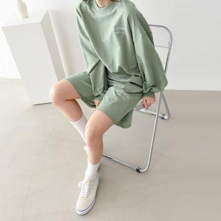 Set: Drop-shoulder Sweatshirt + Sweat Shorts