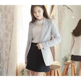 Cutout-lapel Single-button Blazer