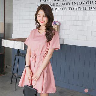 Tasteful V-neck Waist Tie Dress
