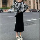 Zebra-print Knit Sweater / Mermaid Midi Skirt