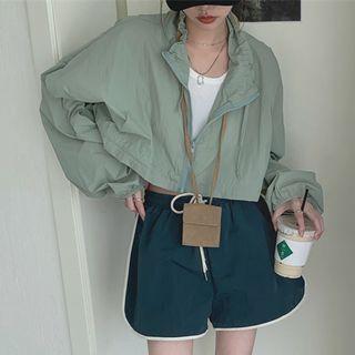 Long-sleeve Stand-collar Cropped Jacket / Contrast Trim Drawstring Sweatshorts